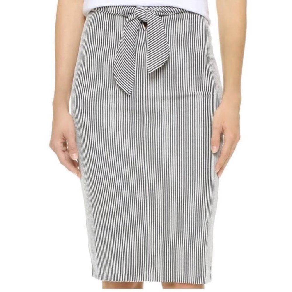 Club Monaco | Striped Tie-Front Skirt M